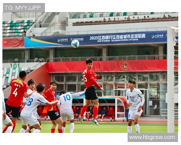 新疆足球明星队员名单揭晓各路球星齐聚展现风采与实力