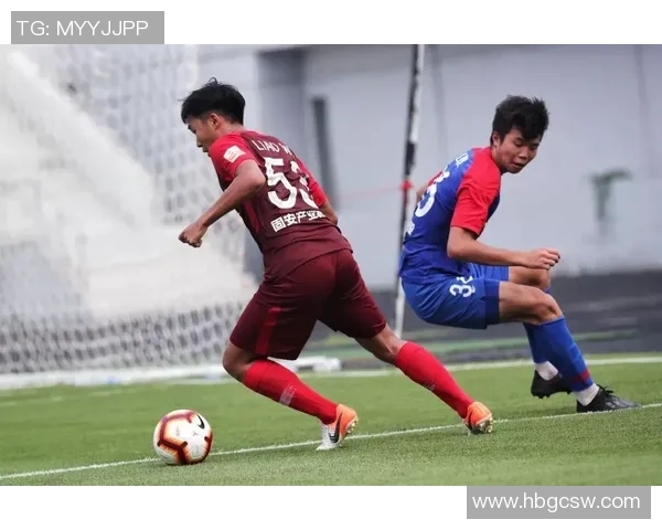 重庆乒乓球队在世界锦标赛积分榜上以77分领先其他队伍展现强大实力